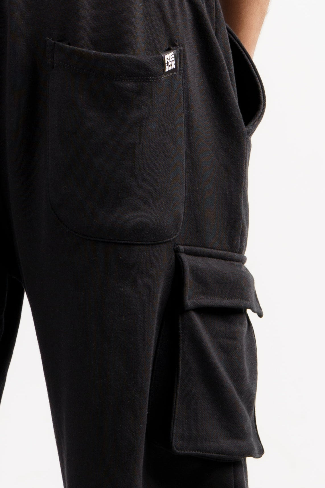 Core Black ESSNTL Cargo Shorts