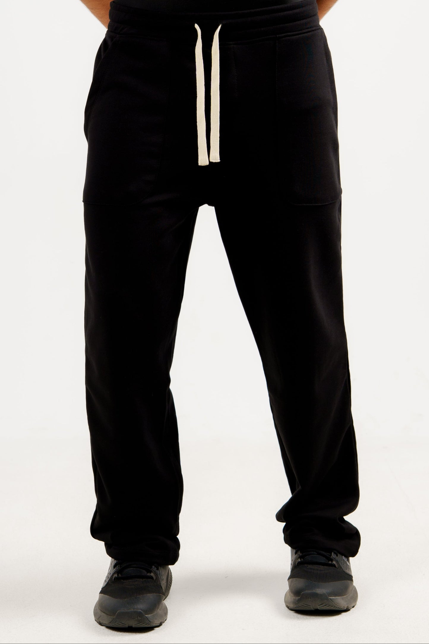 Core Black Relaxed ESSNTL Pants